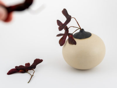 Smooth Operator: Whispering Globe in autumn mood - Ildikó Károlyi