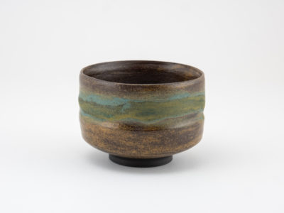 Wild-clay Glazed Chawan back Wild-clay Glazed Chawan back: Ildikó Károlyi
