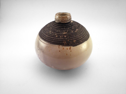 Pearl Lamp: Whispering Globe - Ildikó Károlyi