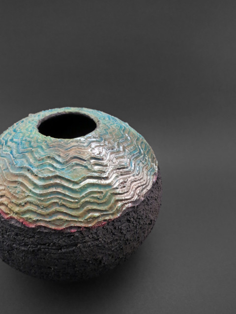 Sea, Moonlight: Whispering Globe - Ildikó Károlyi