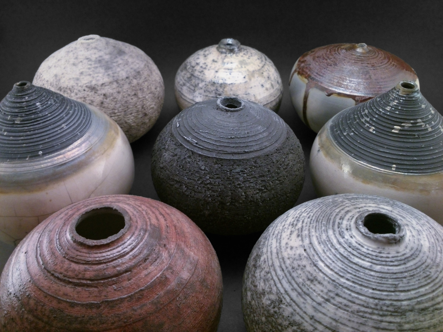The Dark Side: Whispering Globes - Ildikó Károlyi